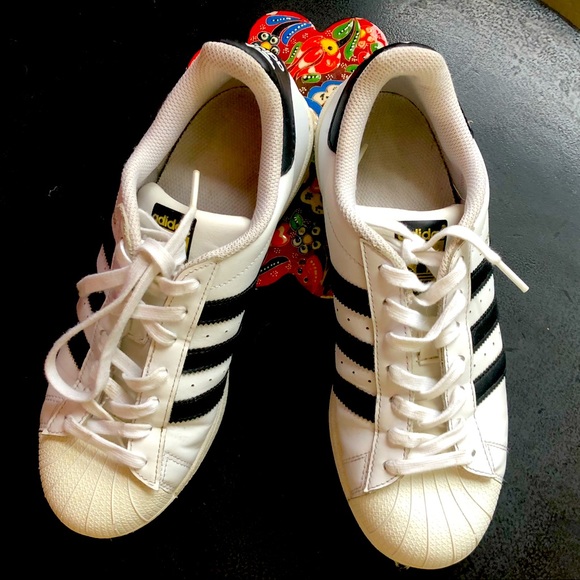 Aidas Sneakers - Picture 5 of 12